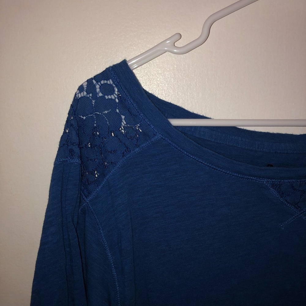 Blue lace top!